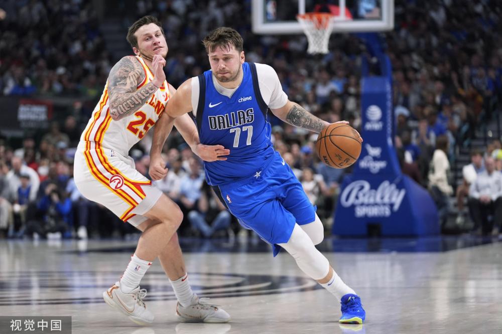 在社交媒体 在社交媒体