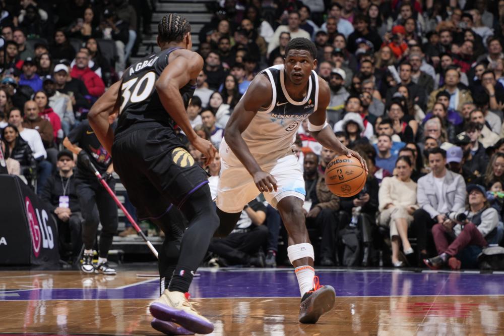 仅展现了冬 仅展现了冬